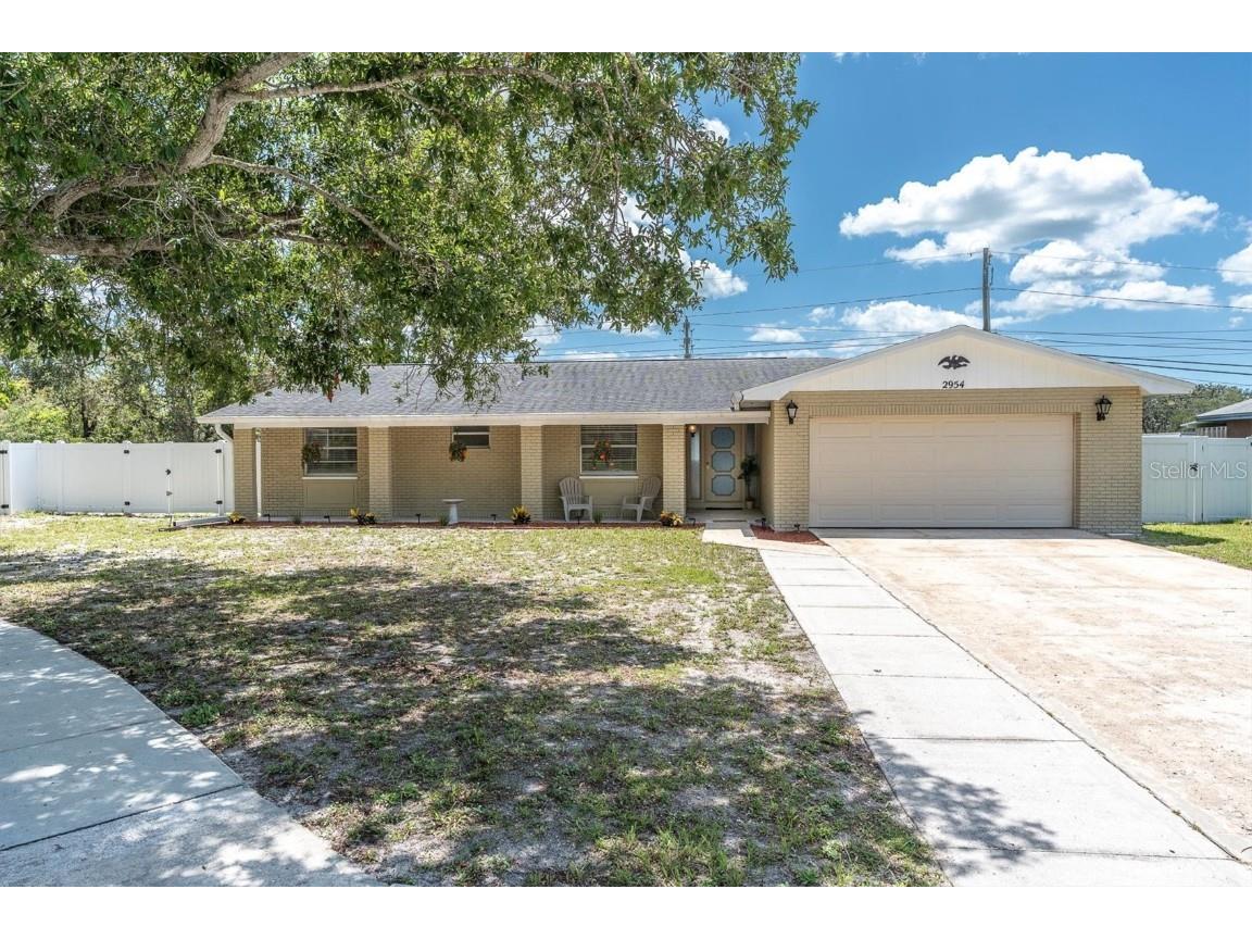 2954 Leisure Court Dunedin FL 34698 W7876792 image1