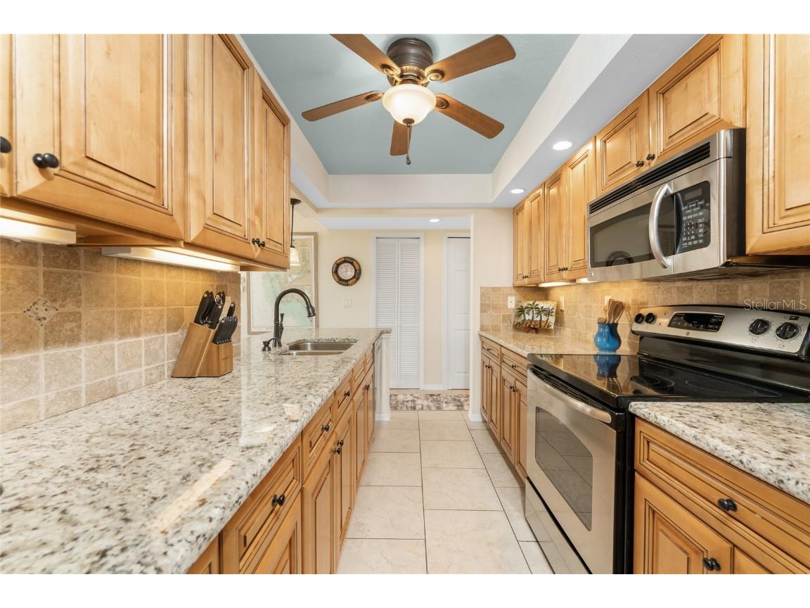 2955 N Beach Road #A415 Englewood FL 34223 - LEMON BAY & GULF OF MEXICO D6144905 image9