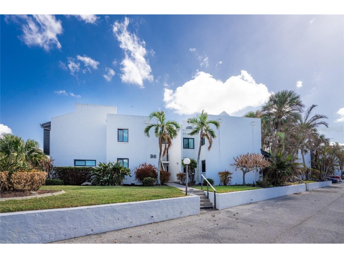 2955 N Beach Road #B612 Englewood FL 34223 - GULF OF MEXICO & LEMON BAY D6138783 image1