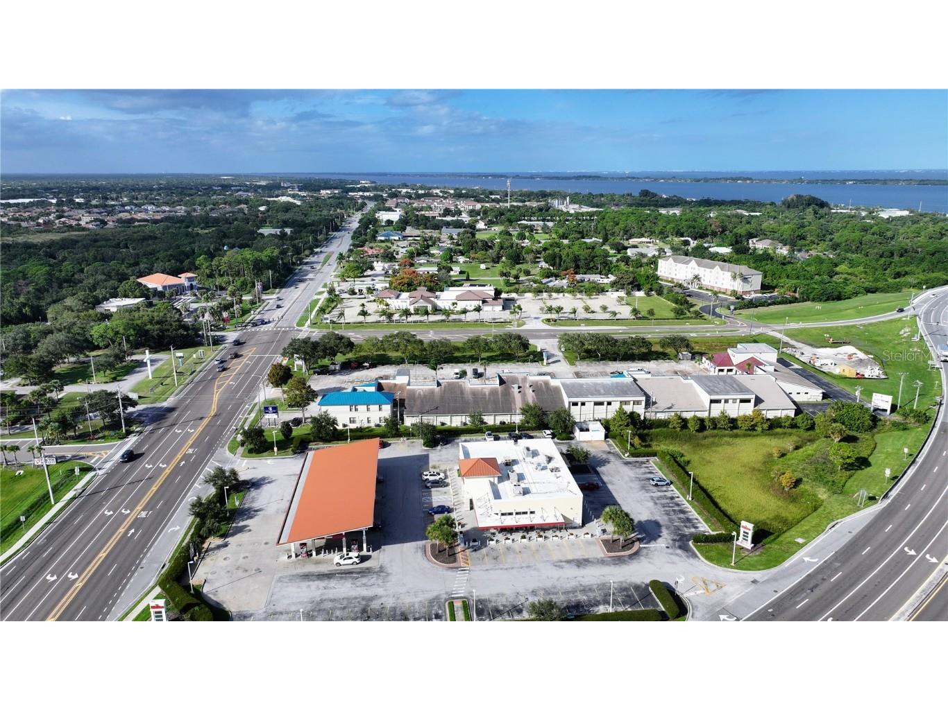 2955 Pineda Plaza Way Melbourne FL 32940 O6354619 image44