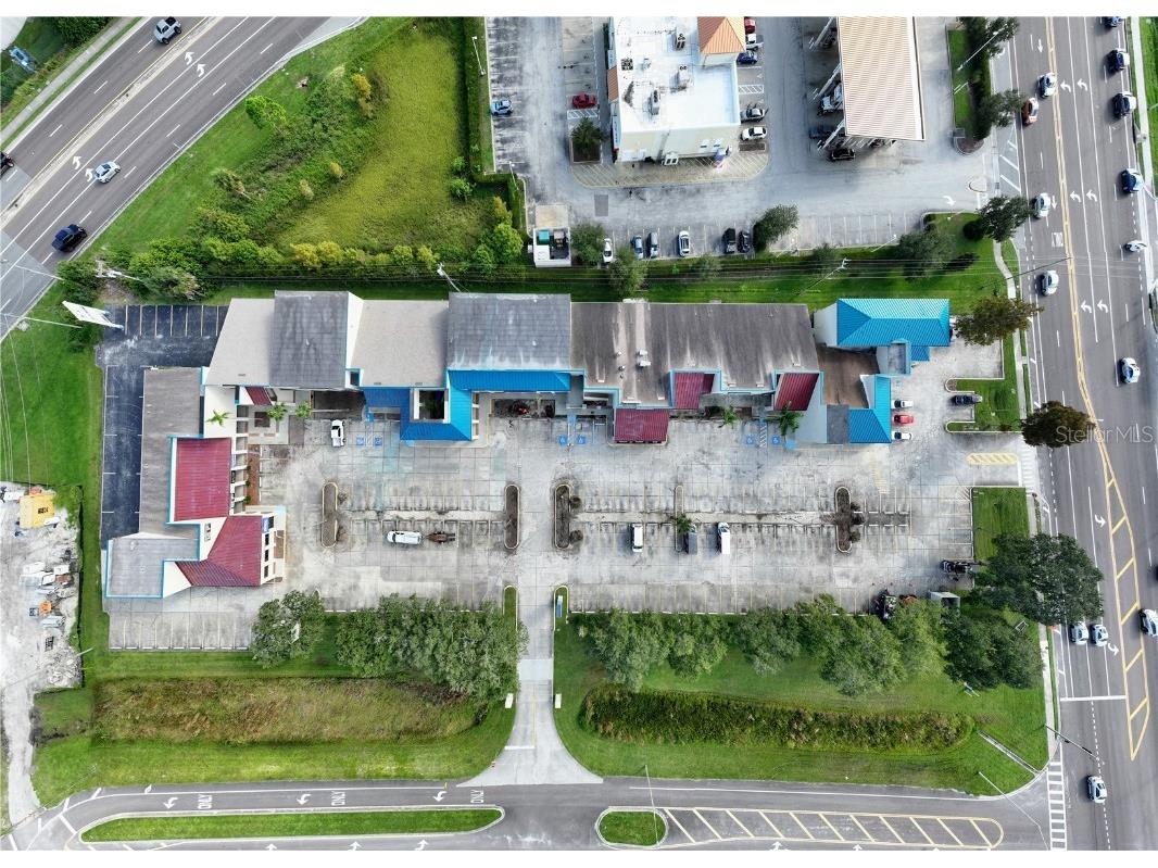 2955 Pineda Plaza Way Melbourne FL 32940 O6354619 image52