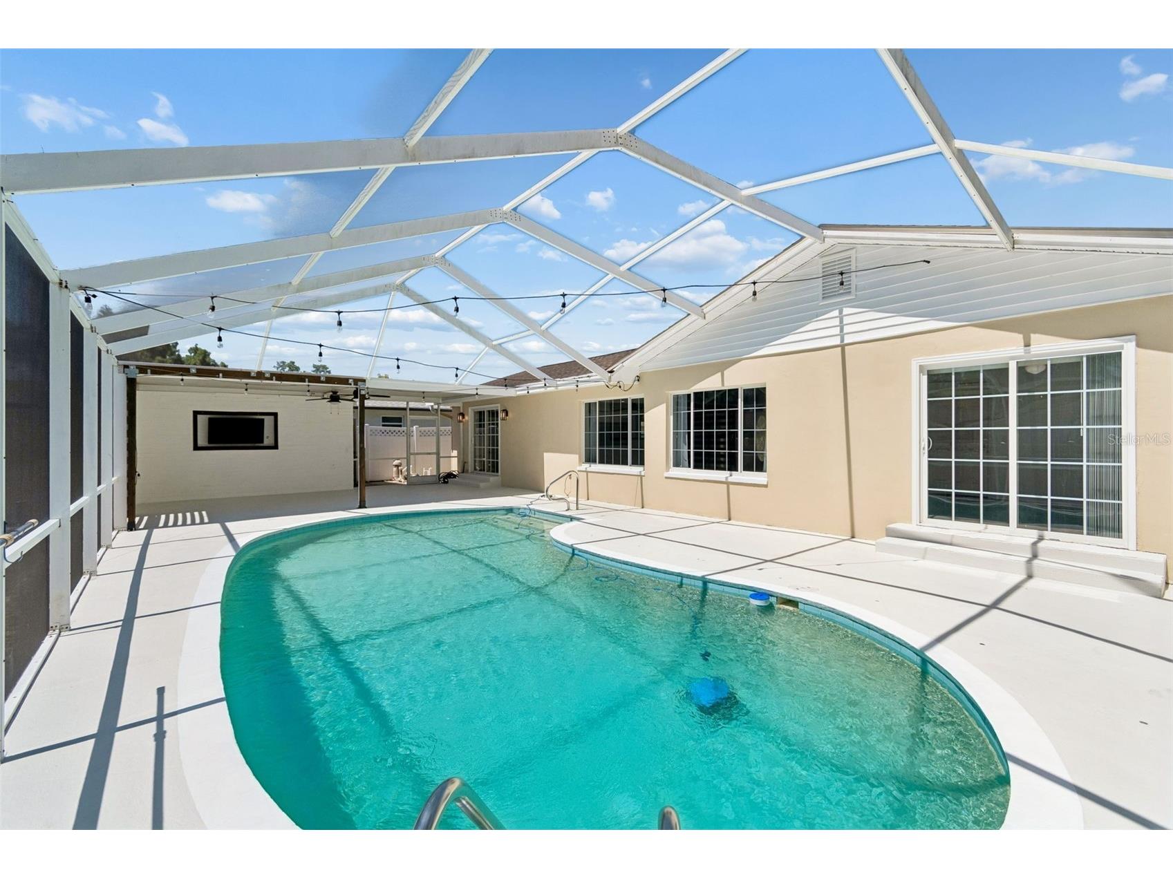 2959 Maple Court Dunedin FL 34698 TB8516134 image5