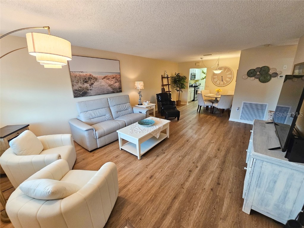 2960 59th Street S #105 Gulfport FL 33707 U8255162 image3