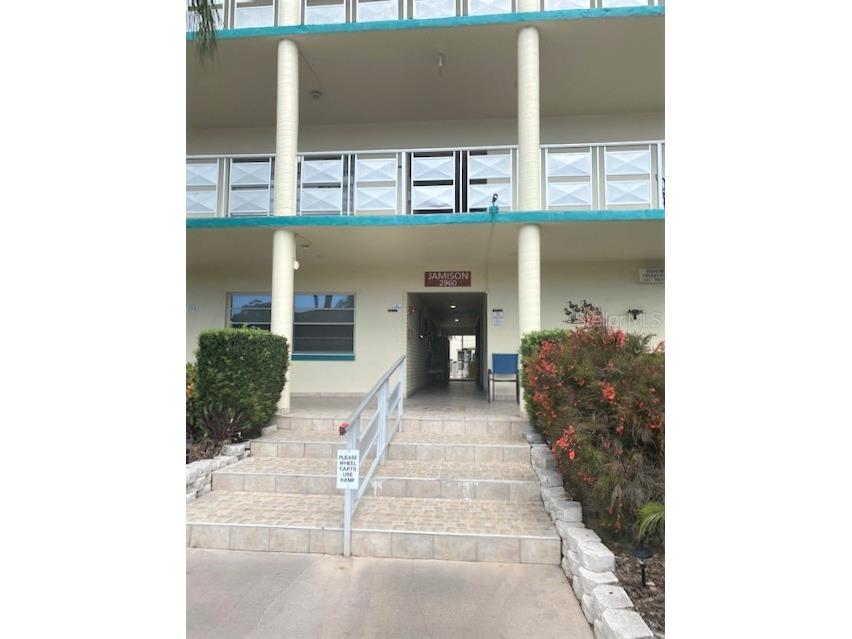 2960 59th Street S #109 Gulfport FL 33707 - BOCA CIEGA BAY U8201314 image1