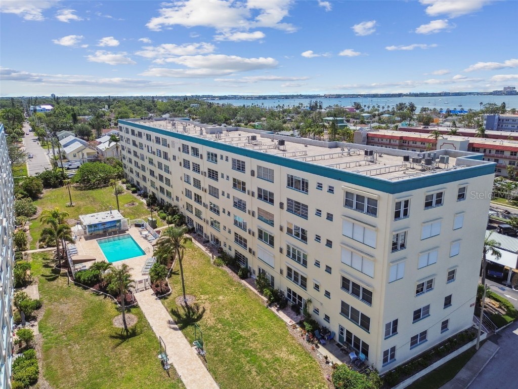 2960 59th Street S #303 Gulfport FL 33707 - BOCA CIEGA BAY TB8394190 image1