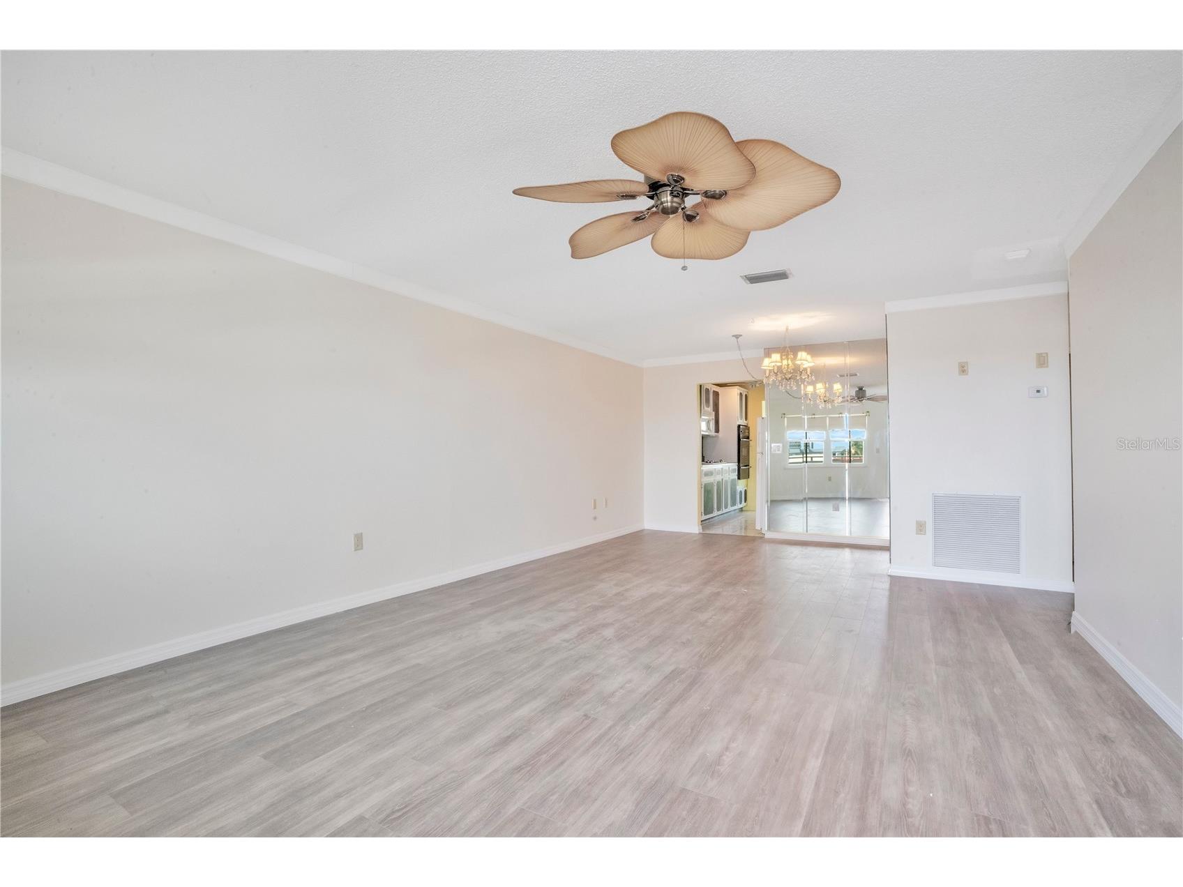 2960 59th Street S #405 Gulfport FL 33707 TB8508888 image11