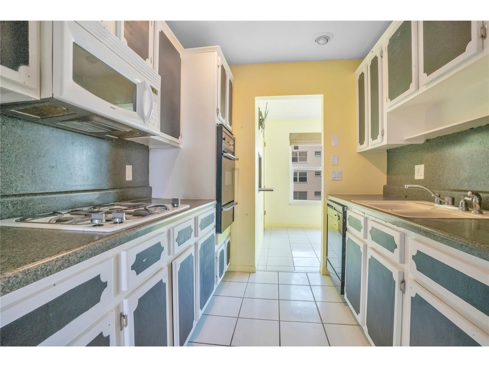 2960 59th Street S #405 Gulfport FL 33707 TB8508888 image12