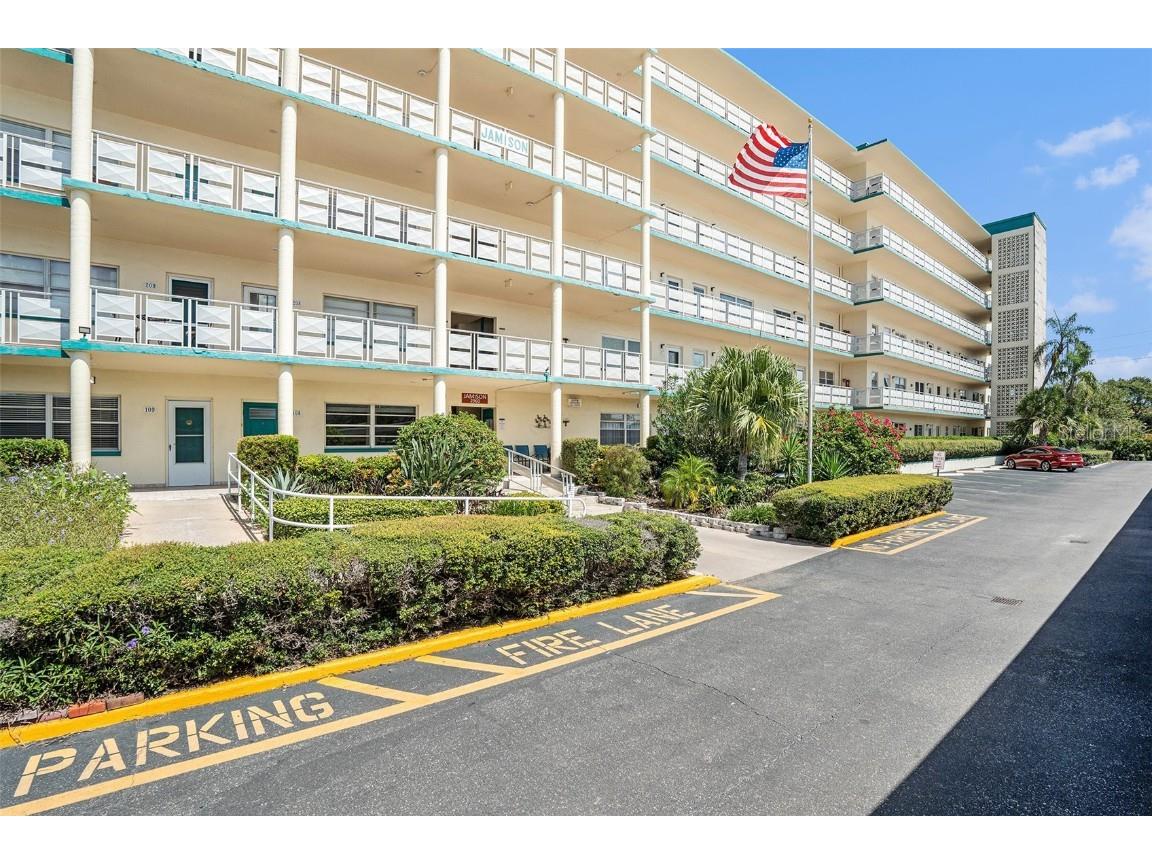 2960 59th Street S #411 Gulfport FL 33707 TB8435005 image1