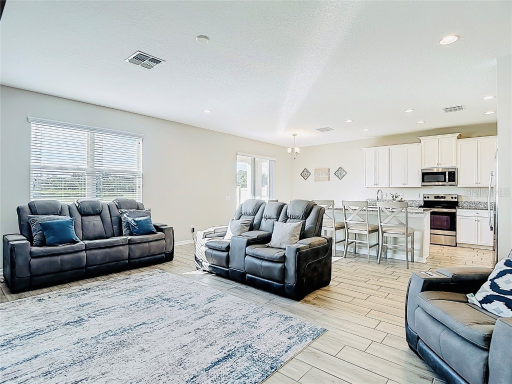 2960 Autumn Rock Drive Zephyrhills FL 33540 TB8426082 image8