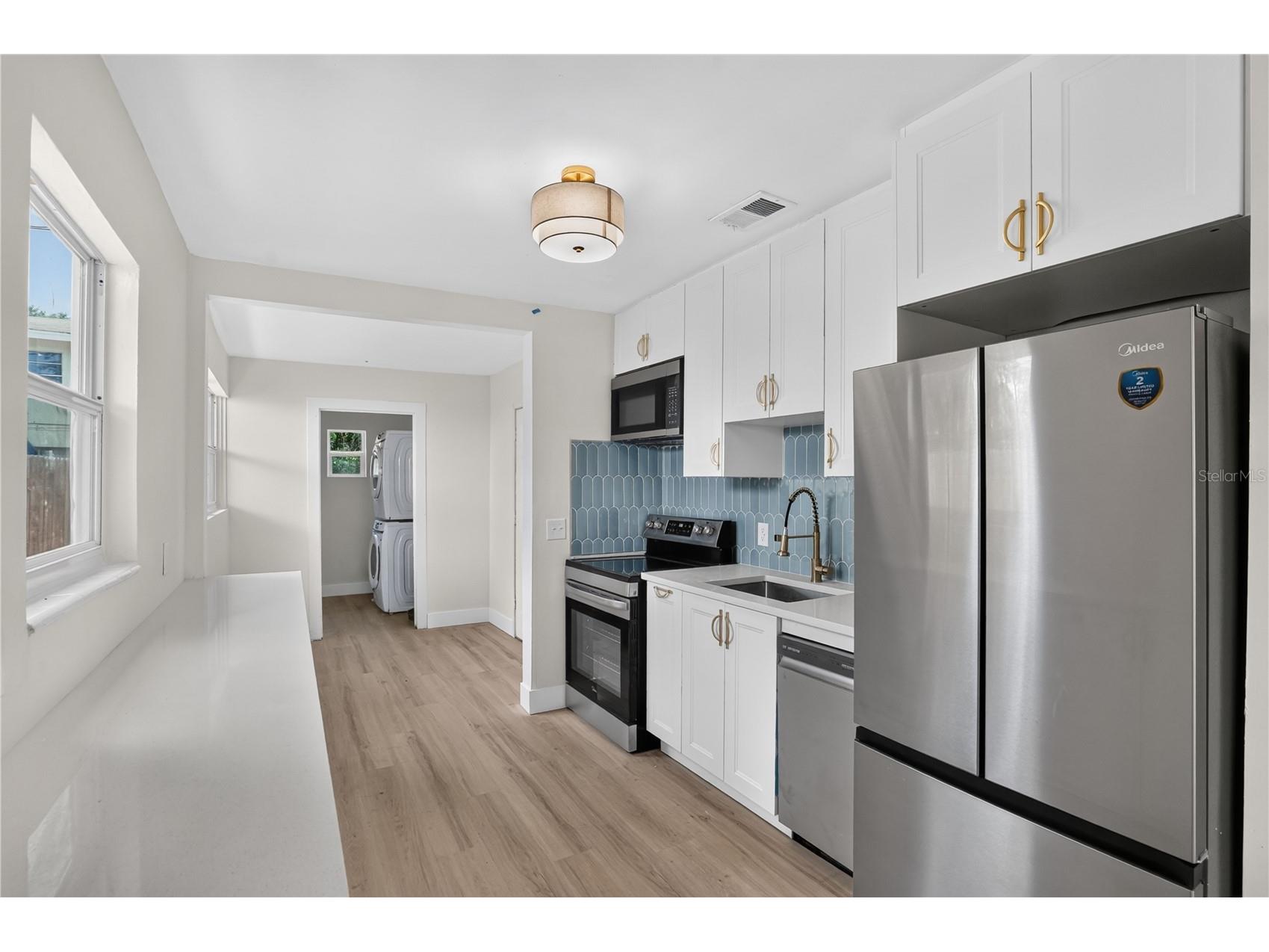 2960 Emerson Avenue S Saint Petersburg FL 33712 TB8528646 image7