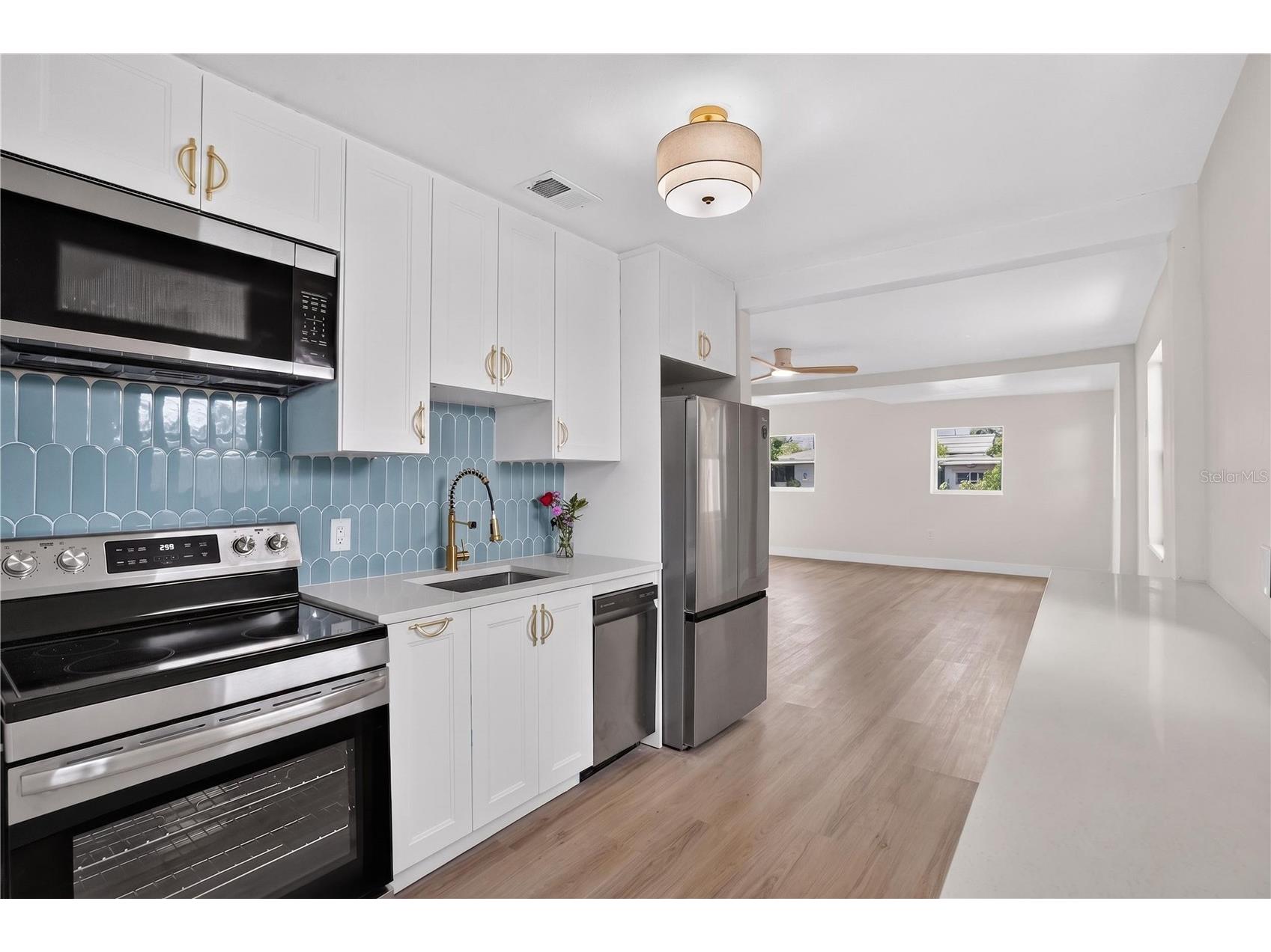 2960 Emerson Avenue S Saint Petersburg FL 33712 TB8528646 image8