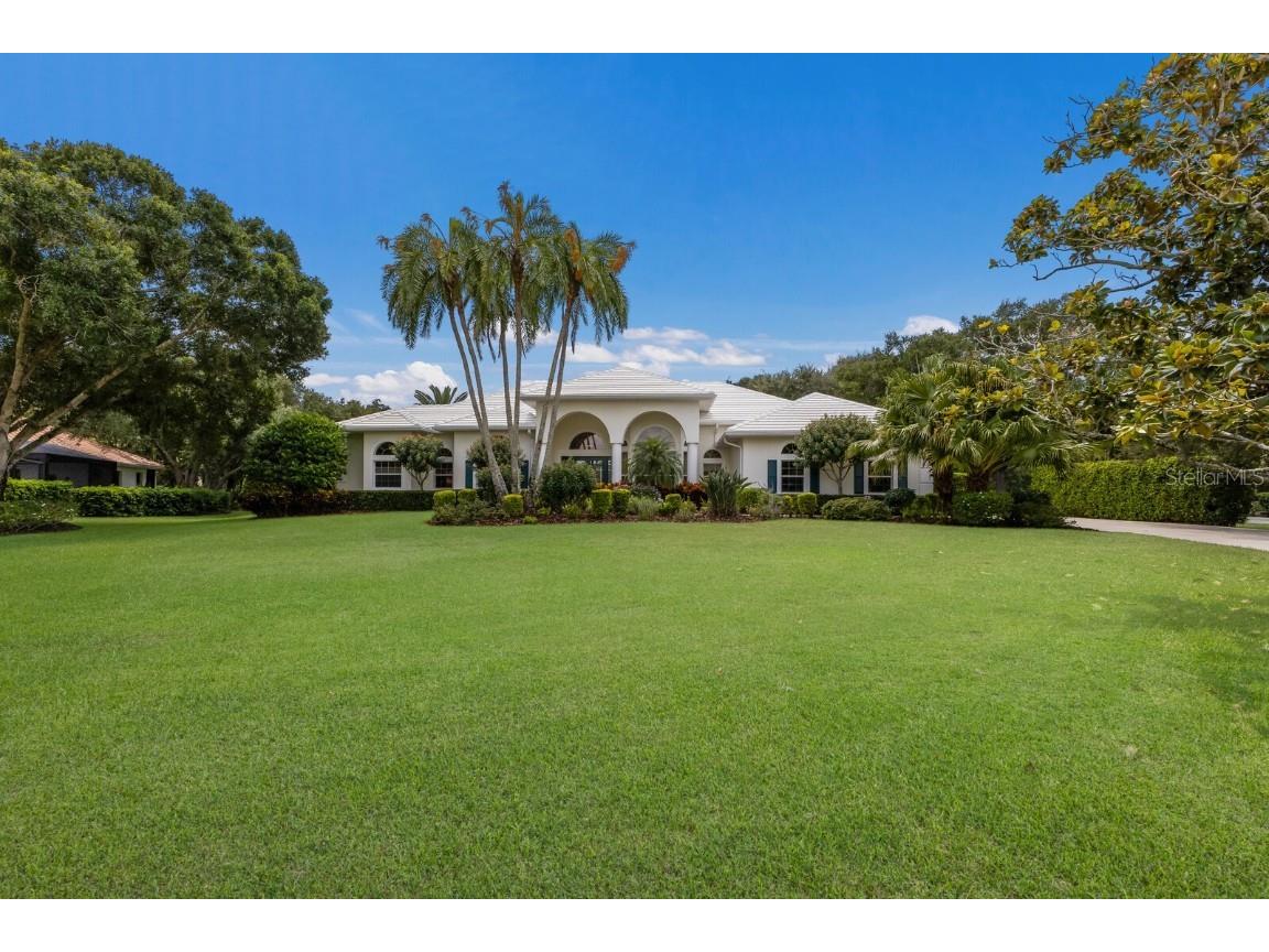 2960 Jeff Myers Circle Sarasota FL 34240 A4648168 image1