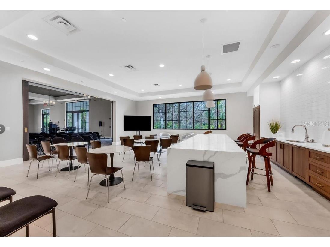 2960 Sandringham Place Sarasota FL 34235 TB8453203 image40