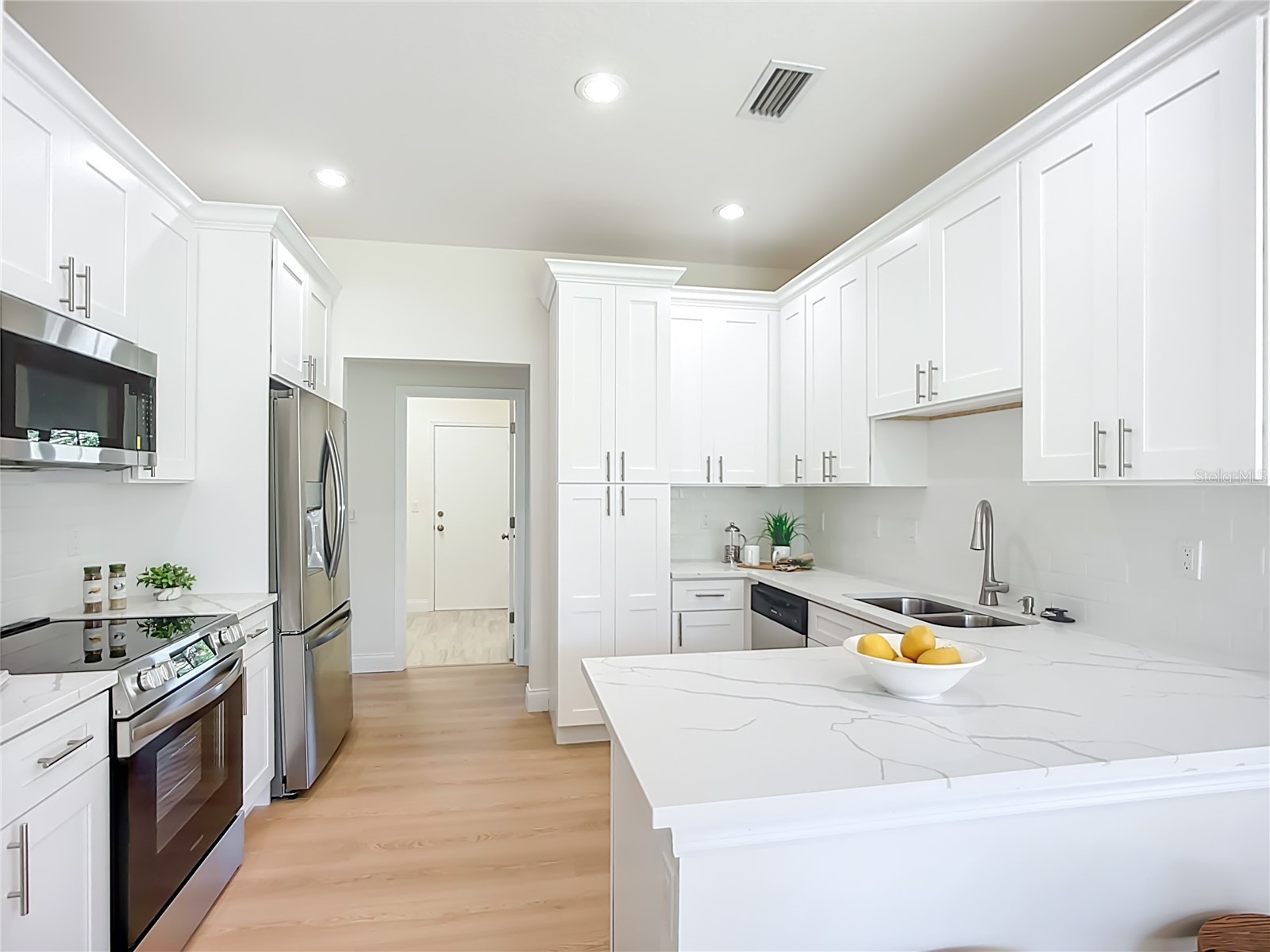 2960 Sandringham Place Sarasota FL 34235 TB8453203 image7