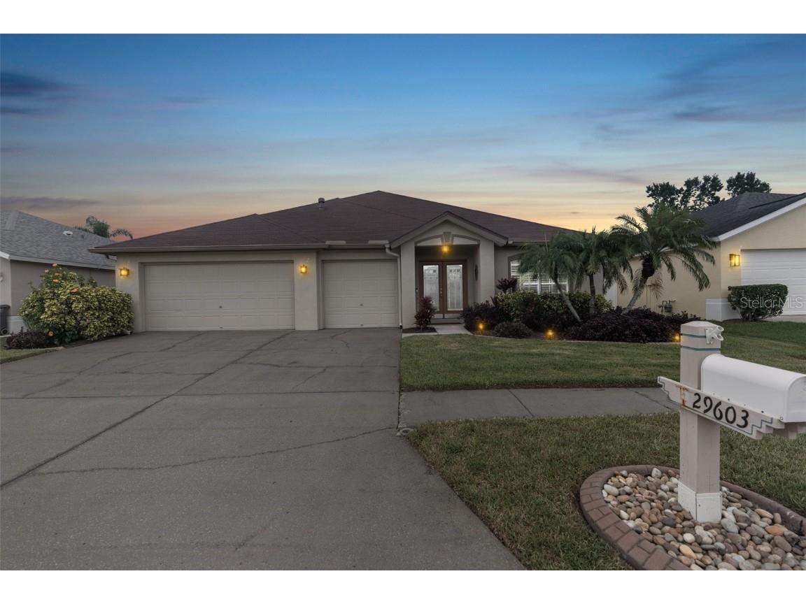 29603 Eagle Station Drive Wesley Chapel FL 33543 W7857046 image1