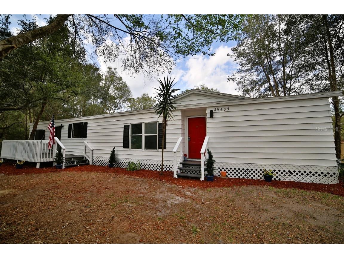 29605 Central Boulevard Paisley FL 32767 O6091359 image1