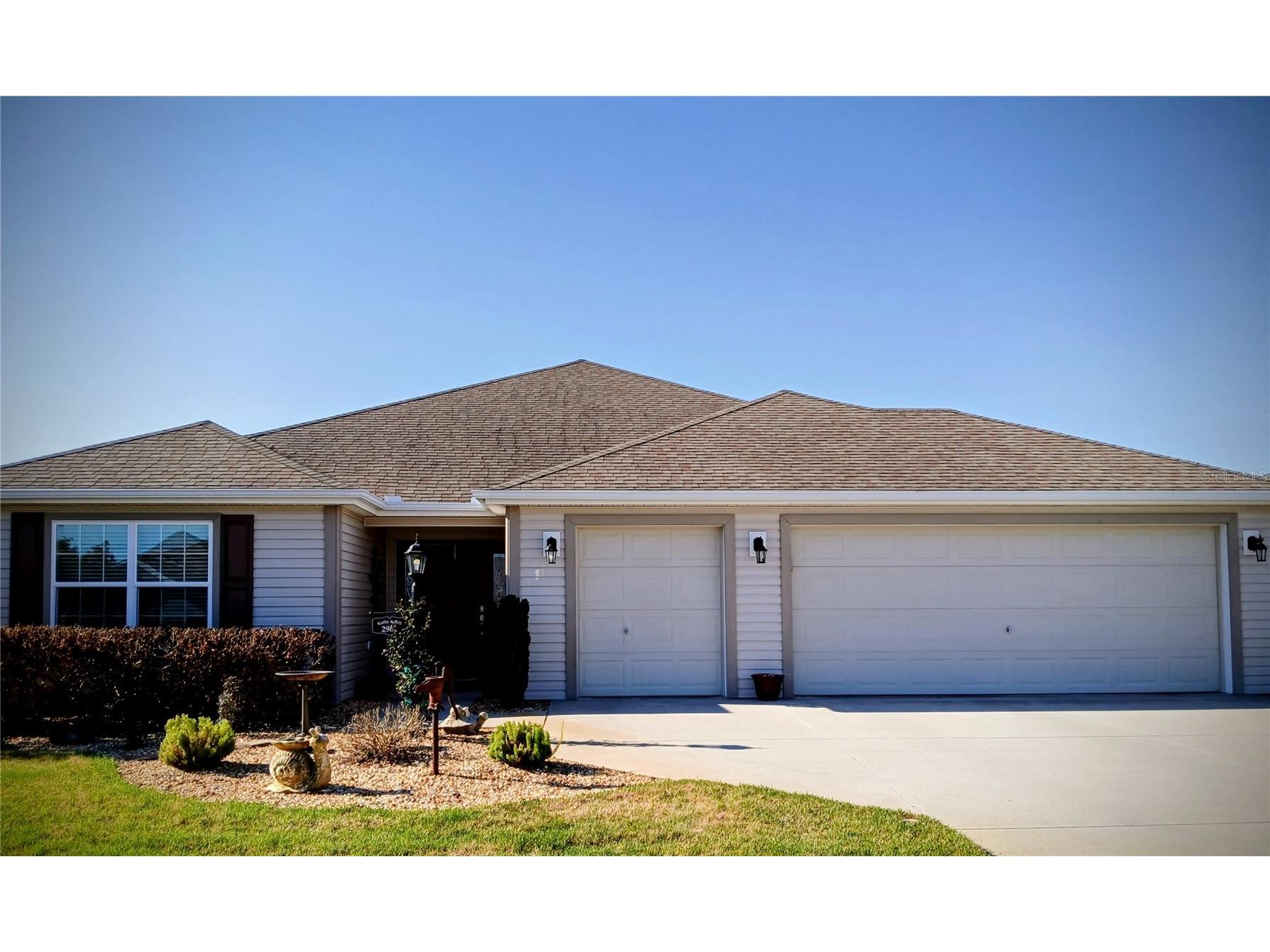 2962 Stepping Stone Path The Villages FL 32163 G5108908 image1