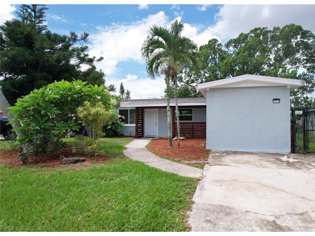 2962 Thomas Street Fort Myers FL 33916 D6137221 image1