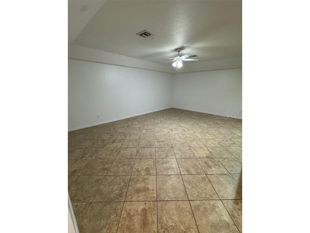 2963-2963 Walnut Court Leesburg FL 34748 OM702966 image2