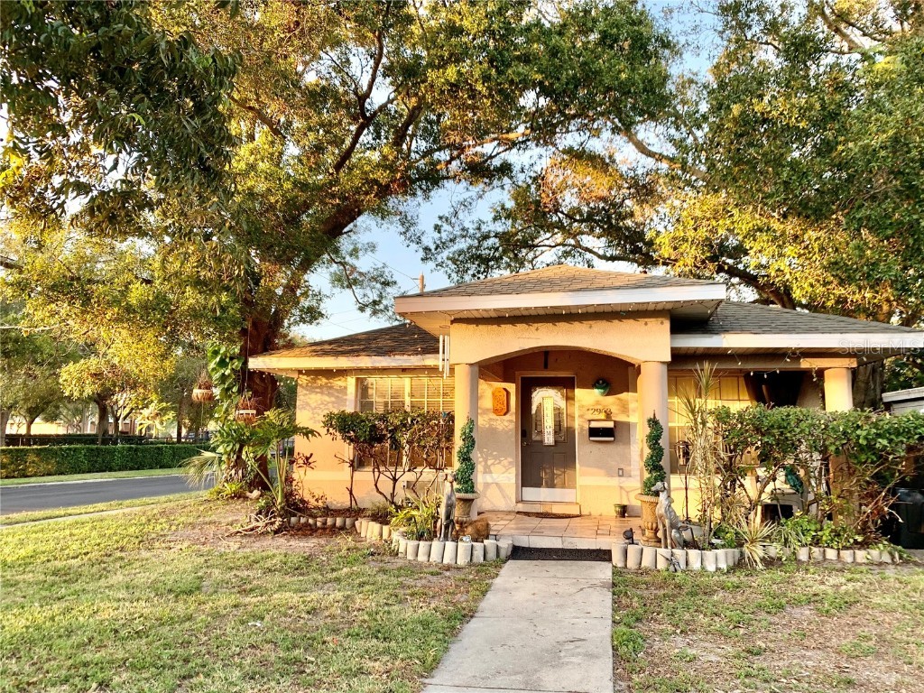 2963 3rd S Saint Petersburg FL 33712 T3417095 image1