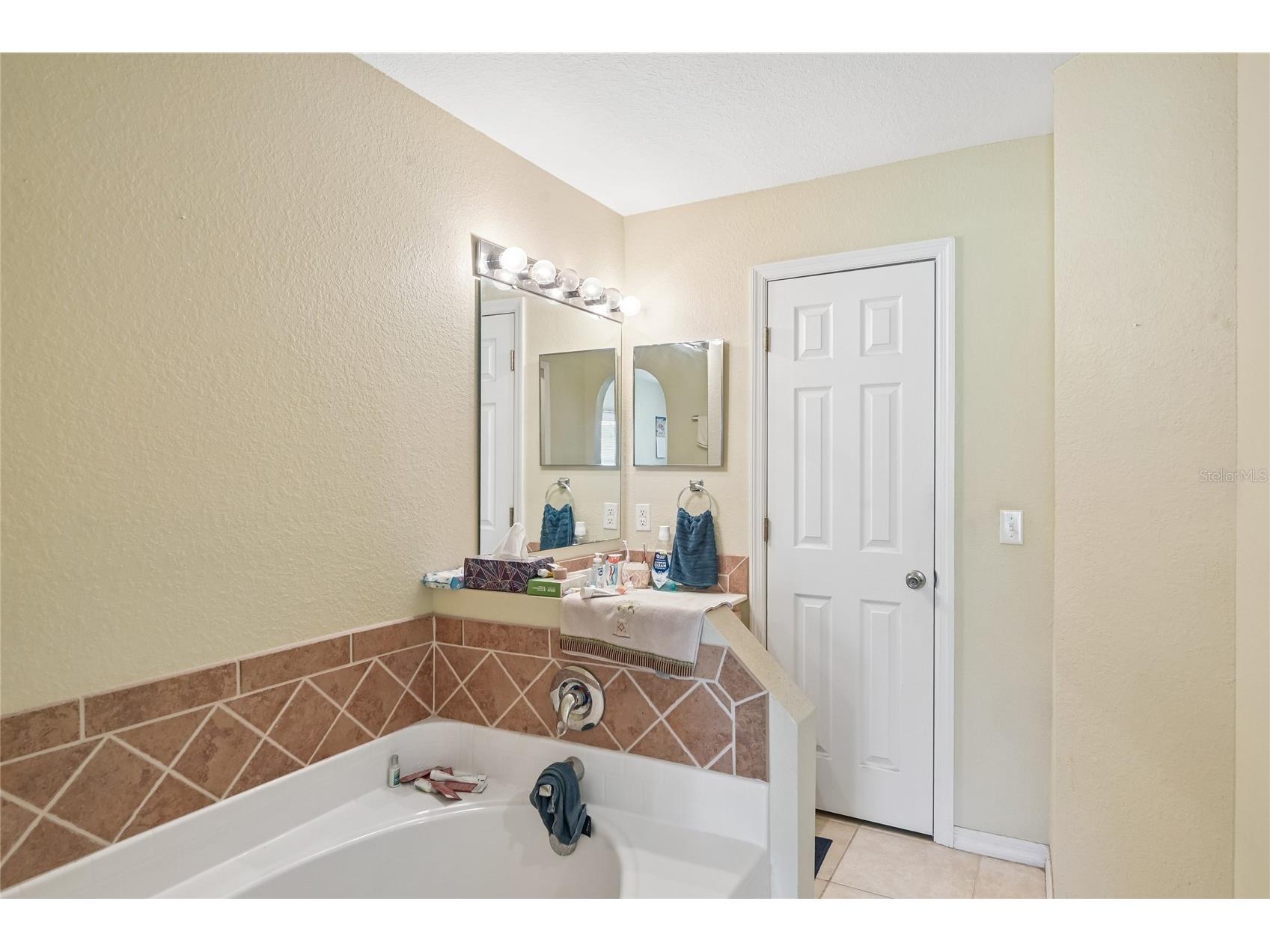 2963 Beloit Terrace North Port FL 34286 A4699611 image16