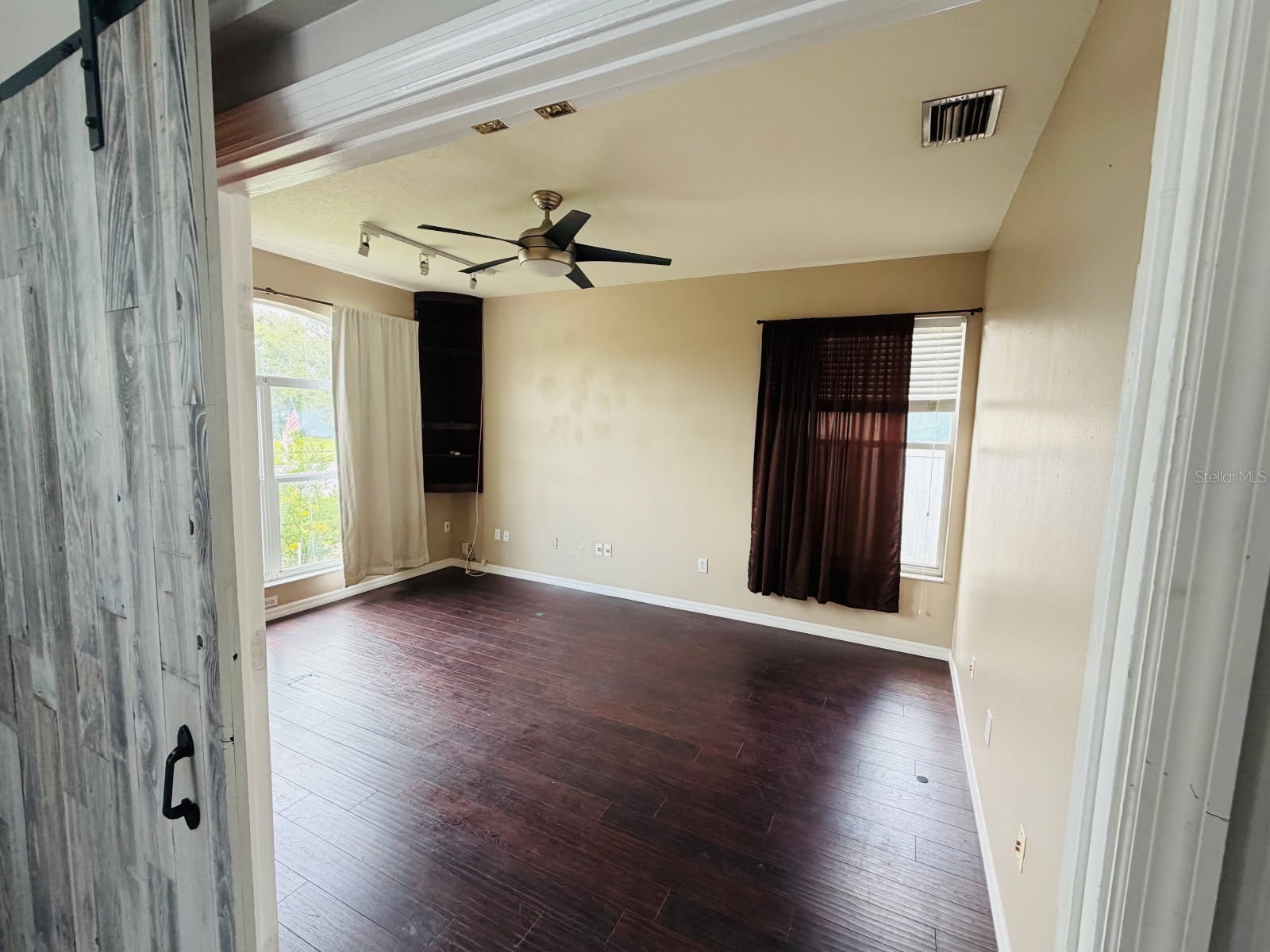 29641 Eagle Station Drive Wesley Chapel FL 33543 TB8511987 image8