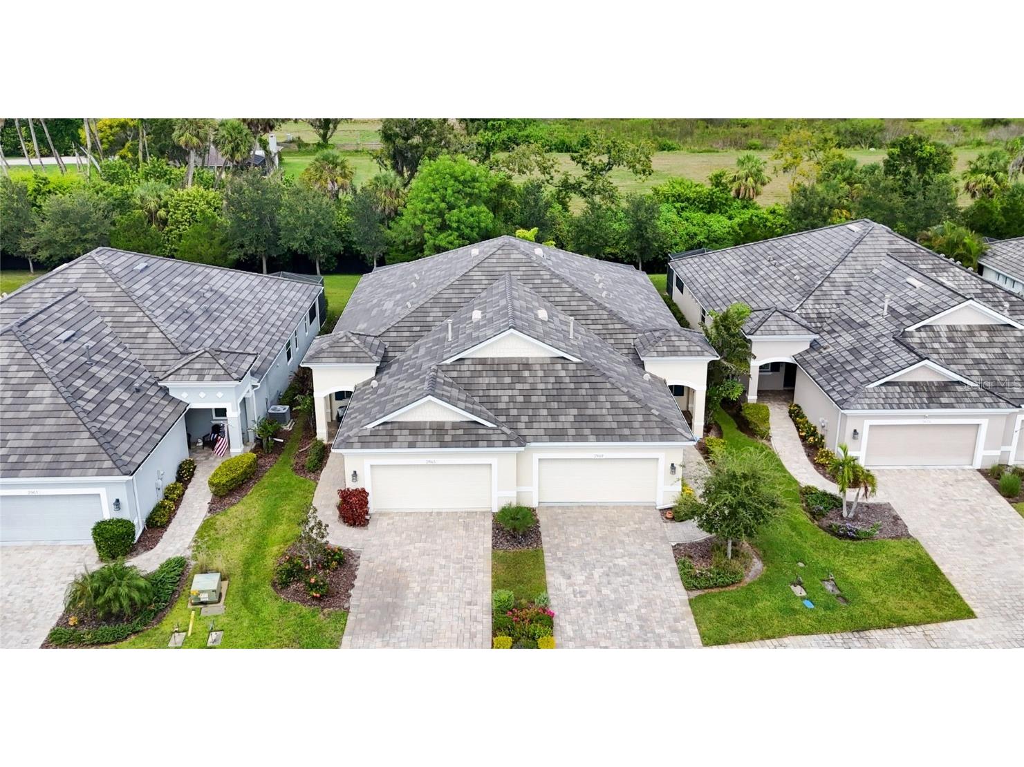 2965 Trustee Avenue Sarasota FL 34243 A4666393 image1