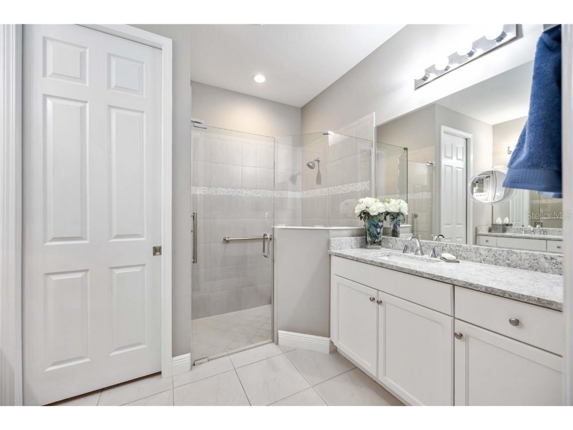 2965 Trustee Avenue Sarasota FL 34243 A4666393 image12