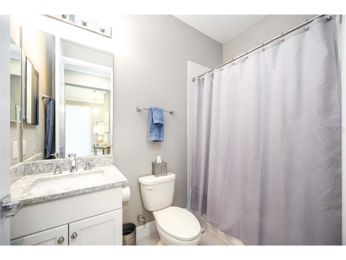 2965 Trustee Avenue Sarasota FL 34243 A4666393 image15