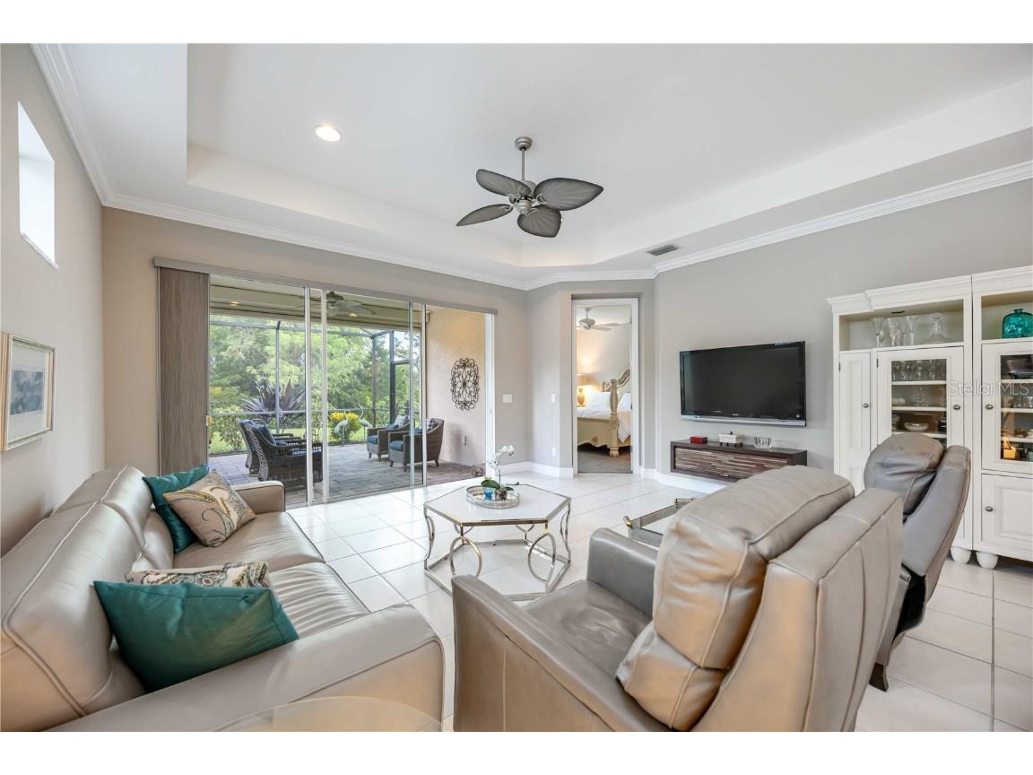 2965 Trustee Avenue Sarasota FL 34243 A4666393 image18