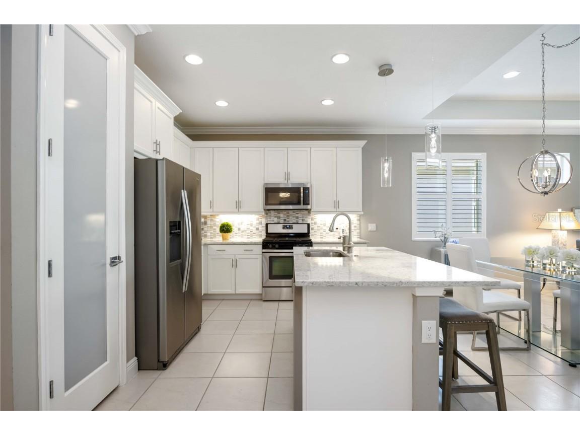 2965 Trustee Avenue Sarasota FL 34243 A4666393 image20