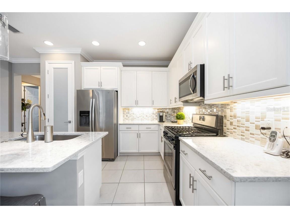 2965 Trustee Avenue Sarasota FL 34243 A4666393 image22