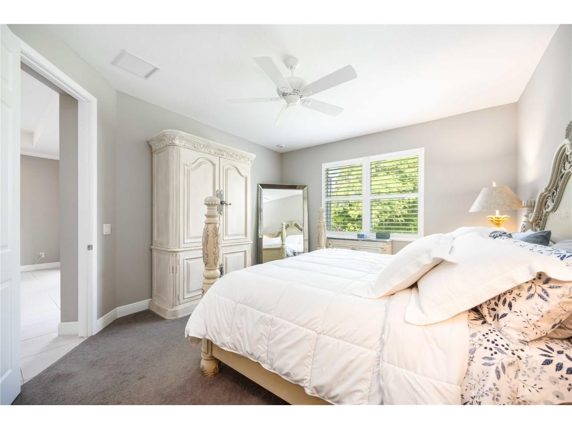 2965 Trustee Avenue Sarasota FL 34243 A4666393 image25