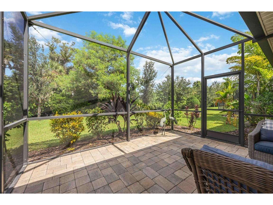 2965 Trustee Avenue Sarasota FL 34243 A4666393 image27