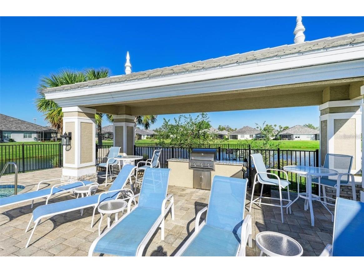 2965 Trustee Avenue Sarasota FL 34243 A4666393 image33