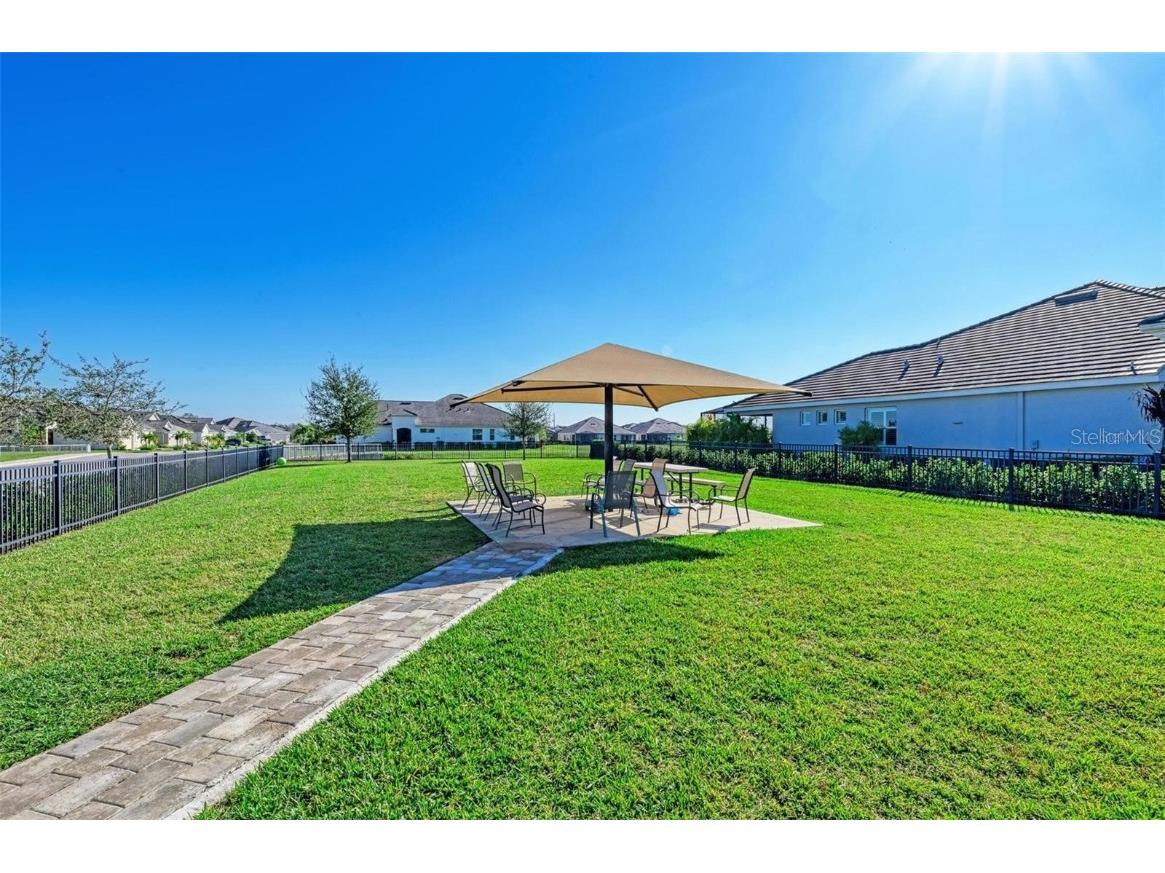 2965 Trustee Avenue Sarasota FL 34243 A4666393 image37