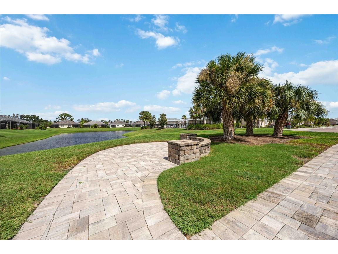 2965 Trustee Avenue Sarasota FL 34243 A4666393 image38