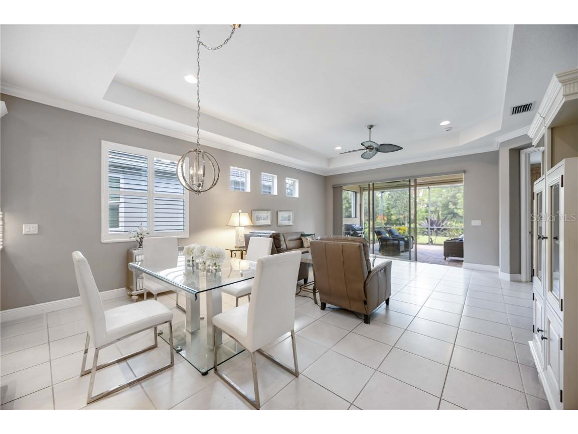 2965 Trustee Avenue Sarasota FL 34243 A4666393 image5