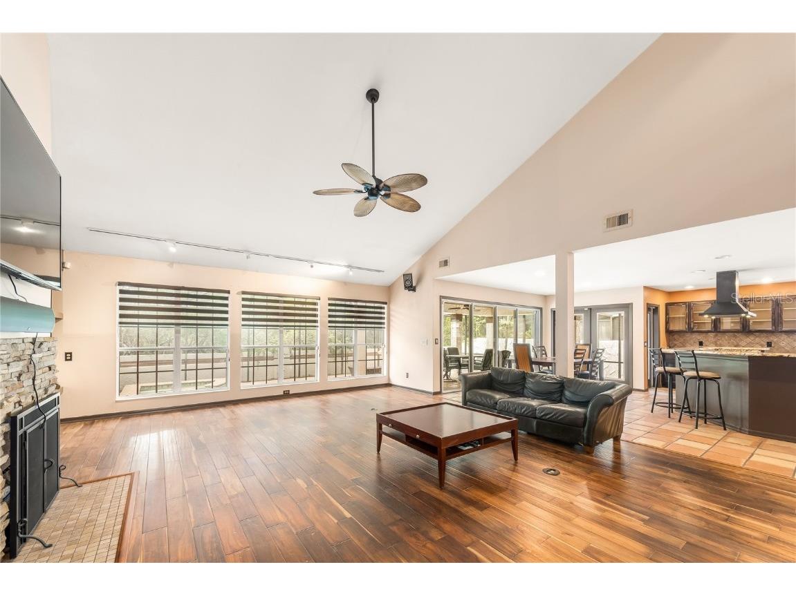 2969 La Concha Drive Clearwater FL 33762 TB8391999 image32