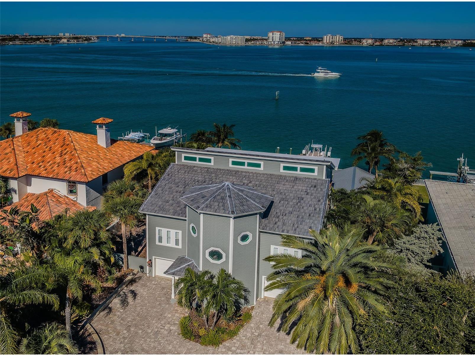 297 1st Street W Saint Petersburg FL 33715 - BOCA CIEGA BAY TB8447039 image1