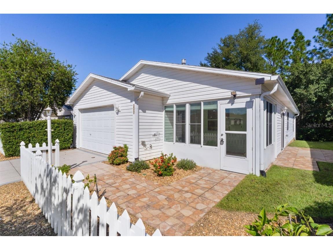 297 Emmalee Place The Villages FL 32162 G5103223 image3