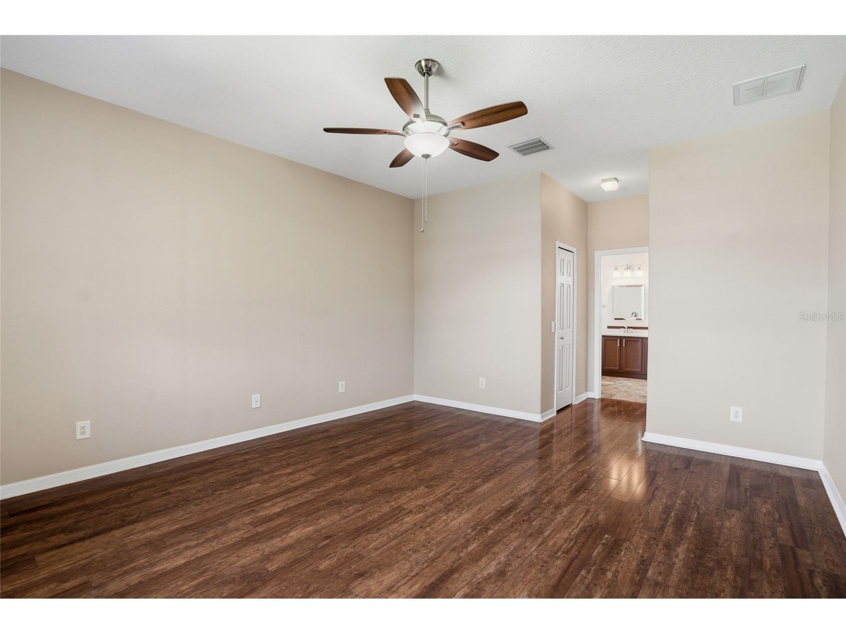 29725 Cedar Waxwing Drive Wesley Chapel FL 33545 TB8486949 image23
