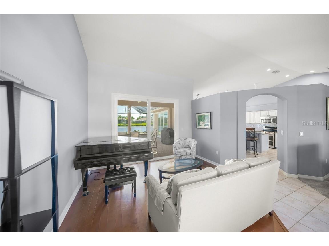 2973 Seasons Boulevard Sarasota FL 34240 A4665969 image15