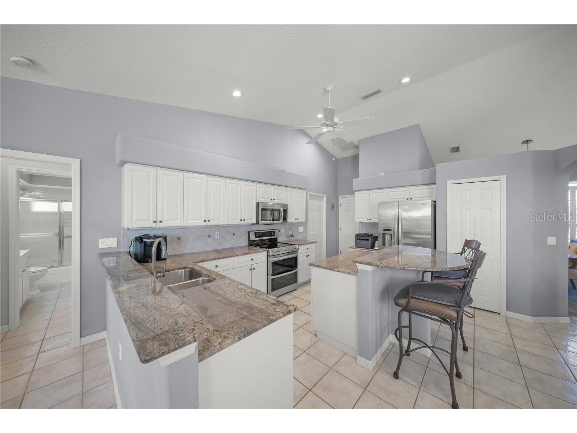 2973 Seasons Boulevard Sarasota FL 34240 A4665969 image17