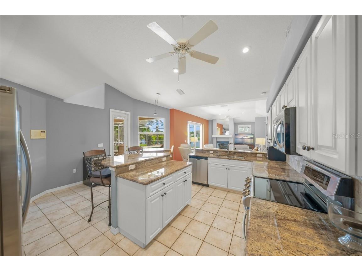 2973 Seasons Boulevard Sarasota FL 34240 A4665969 image20