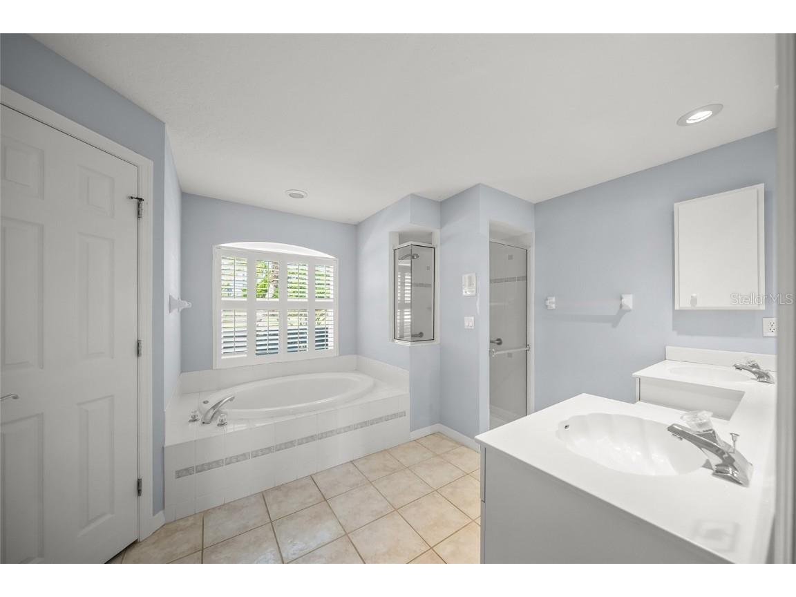 2973 Seasons Boulevard Sarasota FL 34240 A4665969 image27