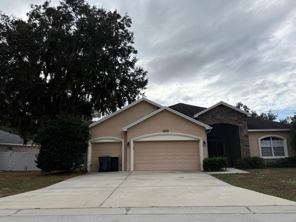 2974 Blackwater Oaks Drive Mulberry FL 33860 TB8453409 image1