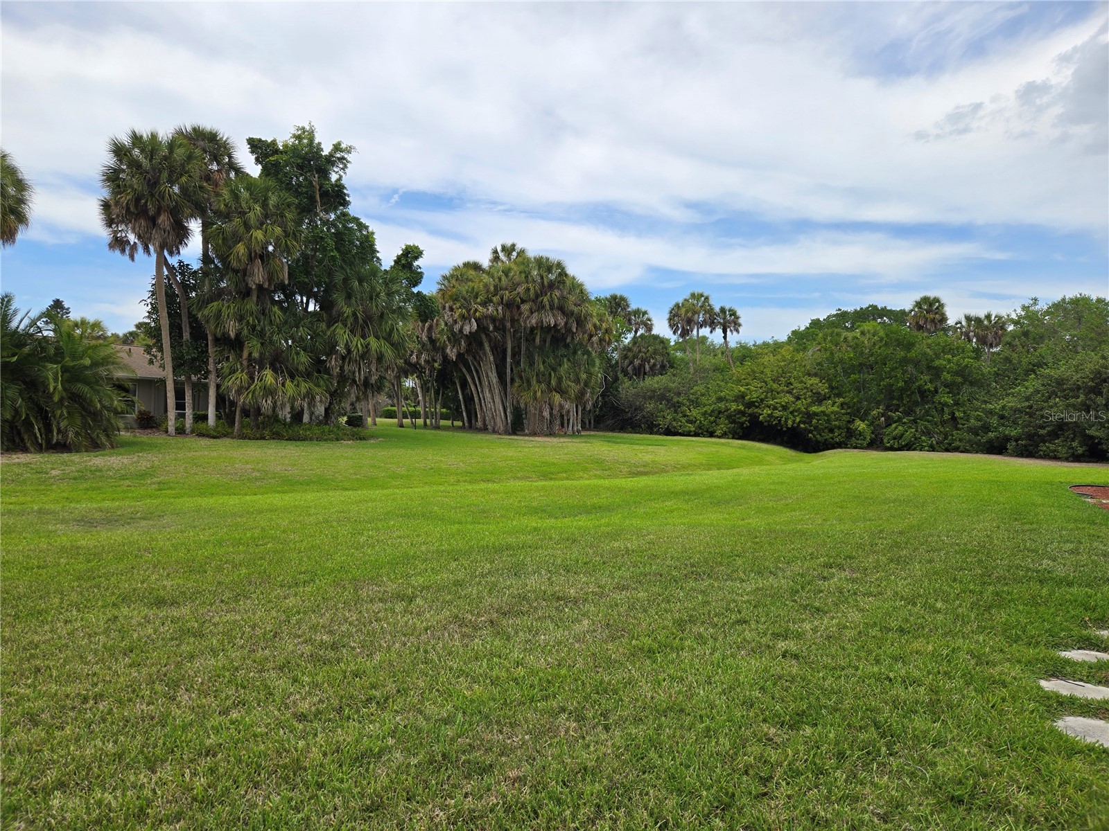 2974 Captiva Gardens Drive #17 Sarasota FL 34231 A4688730 image17