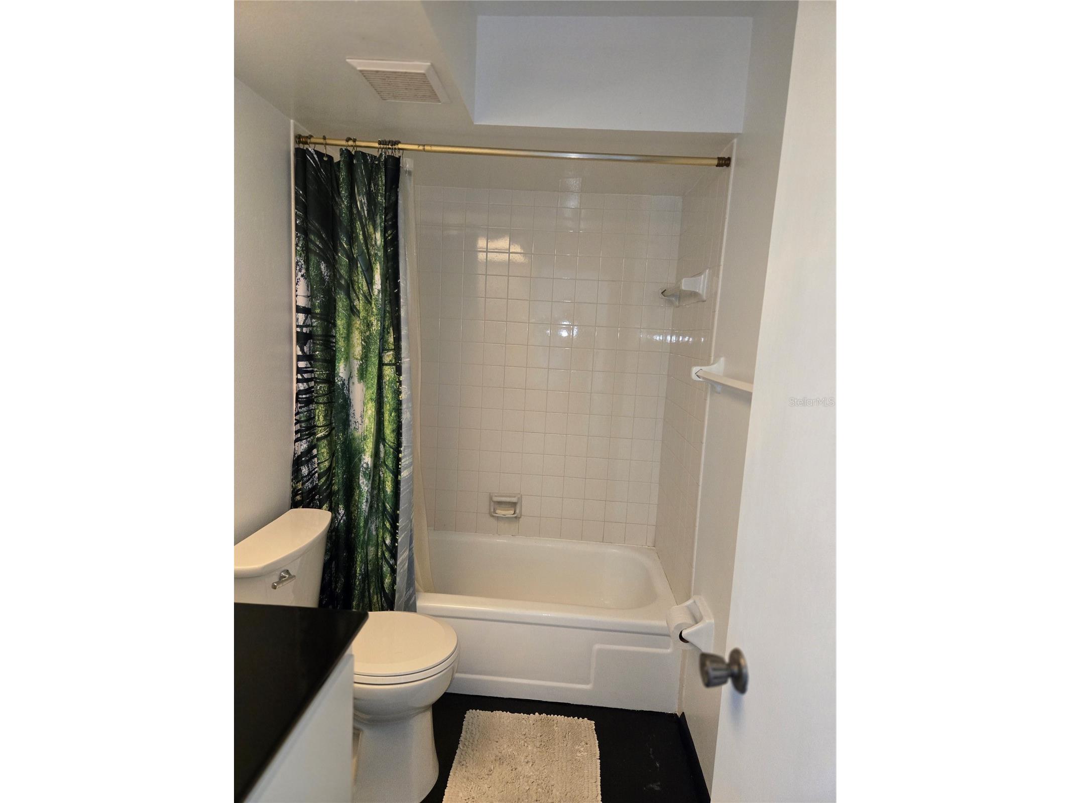 2974 Captiva Gardens Drive #17 Sarasota FL 34231 A4688730 image9
