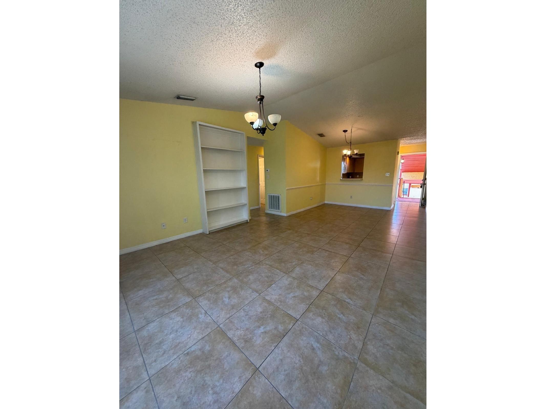 2975 S Fern Creek Avenue #2975 Orlando FL 32806 R4911696 image4